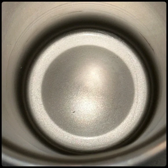 🔥🧊YETI Black Stainless Steel 20oz Tumbler with Lid. One Owner. A- condition. 👌🏼 - Picture 16 of 16